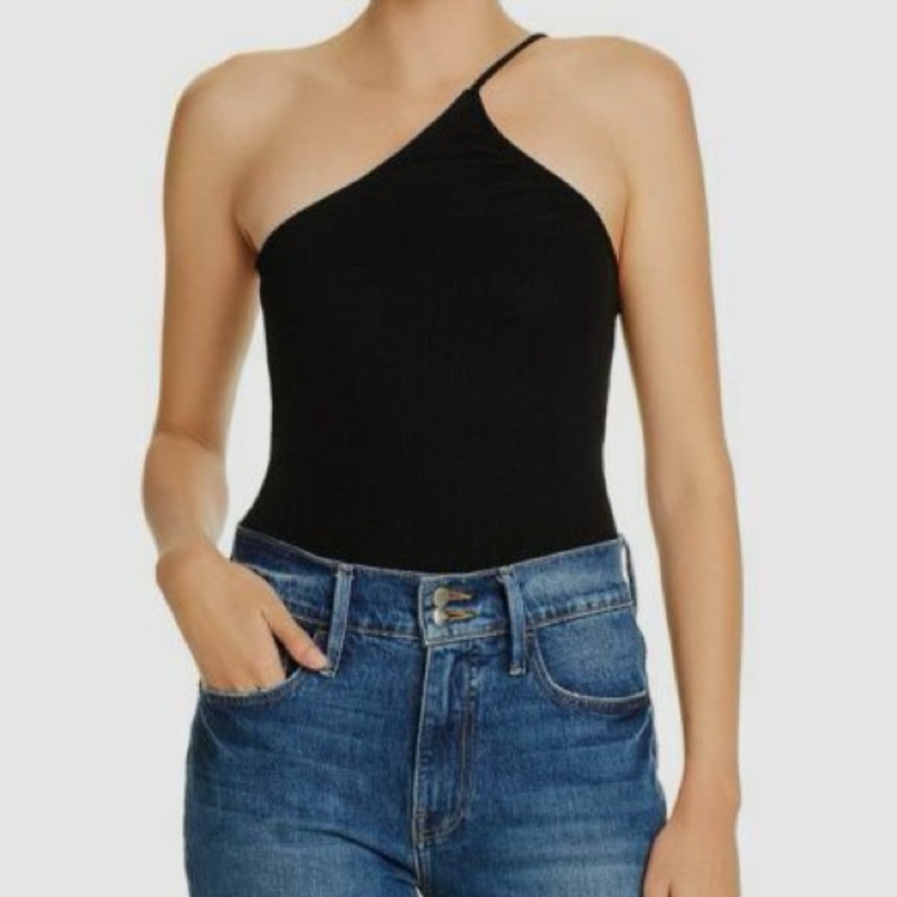 LNA Black Tank